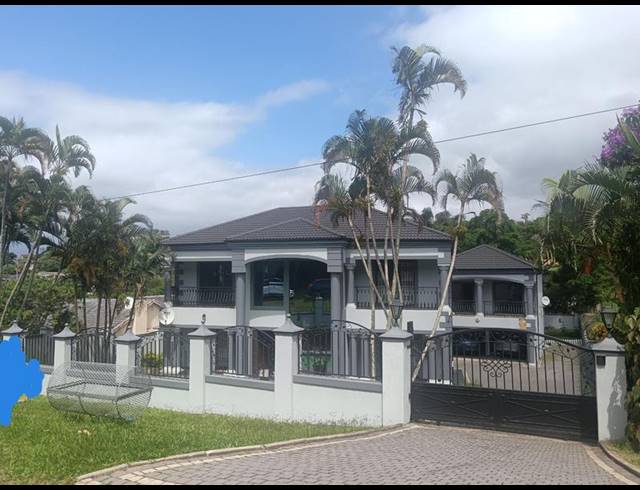 5 BEDROOM HOUSE FOR SALE IN YELLOWWOOD PARK